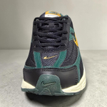 Nike Initiator • Black Green