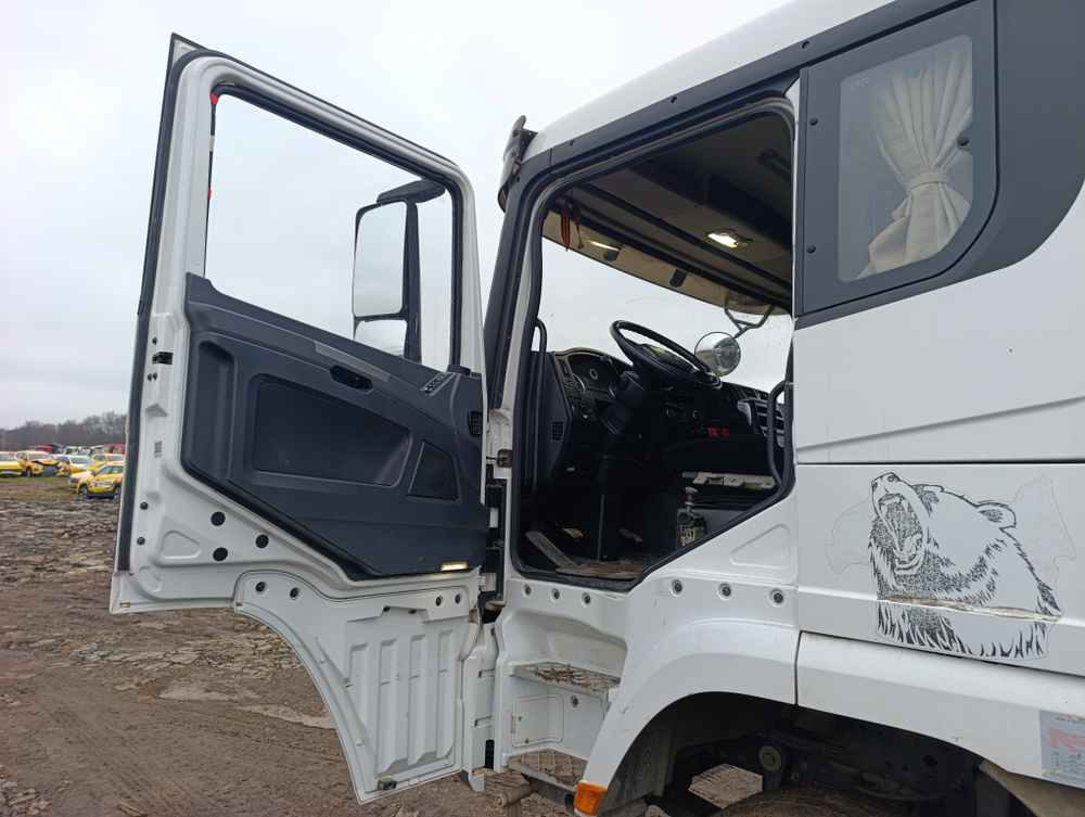Shacman (Shaanxi) SX* 6x4 Самосвал SX32586V384 (Дизельный, 11,6 л, 423 л.с., МТ)