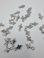 Подвеска-украшение для нижнего белья маленький ромбик серебро/стразы