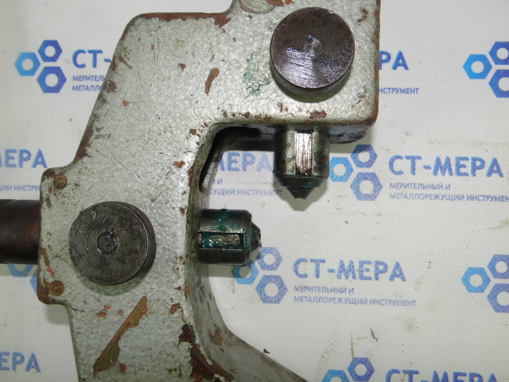 Подвижный люнет для токарного станка TOS SV18RA