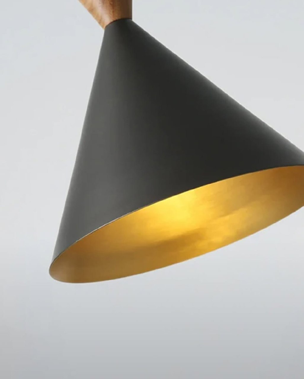 Современные подвесные светильники в двух расцветках ✨