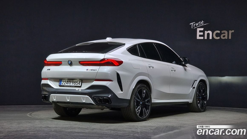 BMW X6 (G06) M60i (08.2023)