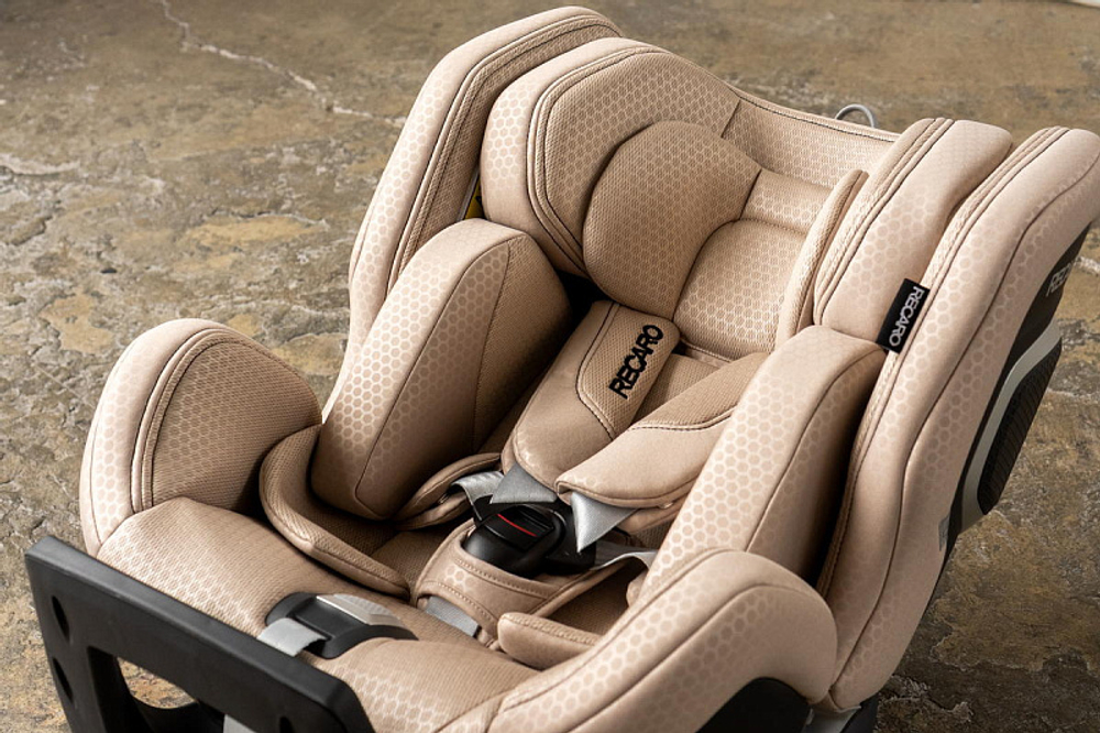 Автокресло Recaro Xenon 1 Elegant Beige