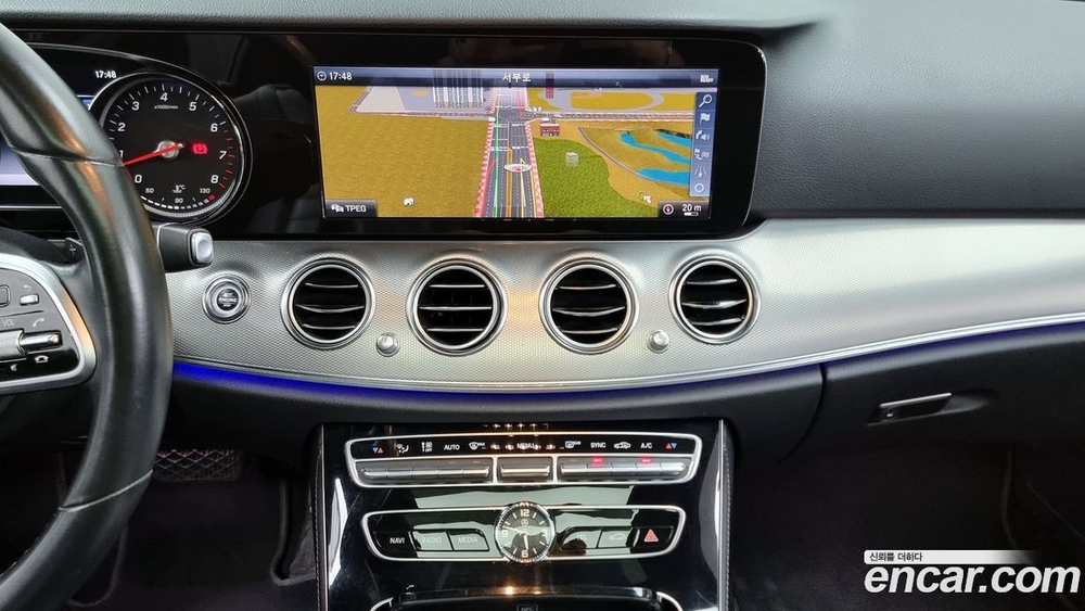Mercedes-Benz E-Class W213 E300 Avangarde (10.2019)