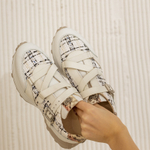 Кроссовки из натуральной кожи с вставками из твида