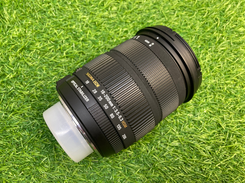 Sigma AF 18-200mm 3.5-6.3 DC OS HSM Nikon F