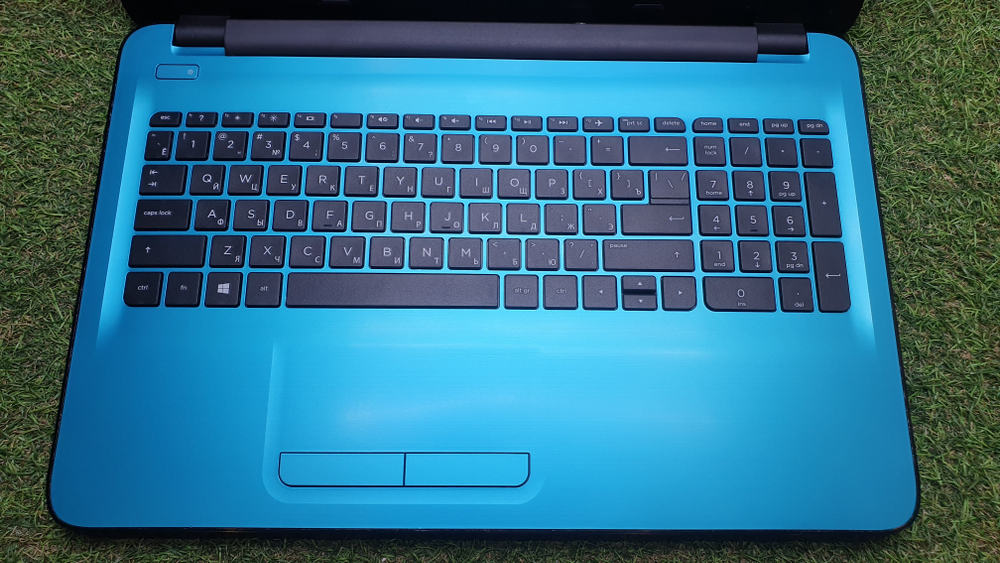 Ноутбук HP Pentium/4Gb/M 430 2Gb/rtl8723be/Windows 10