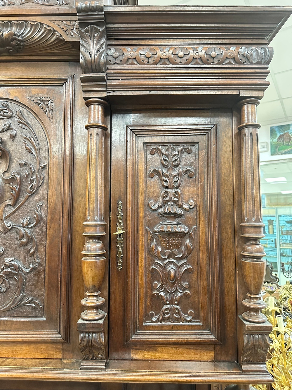 Старинный французский буфет
