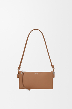 Loewe Сумка Joya из телячьей кожи наппа, мокко