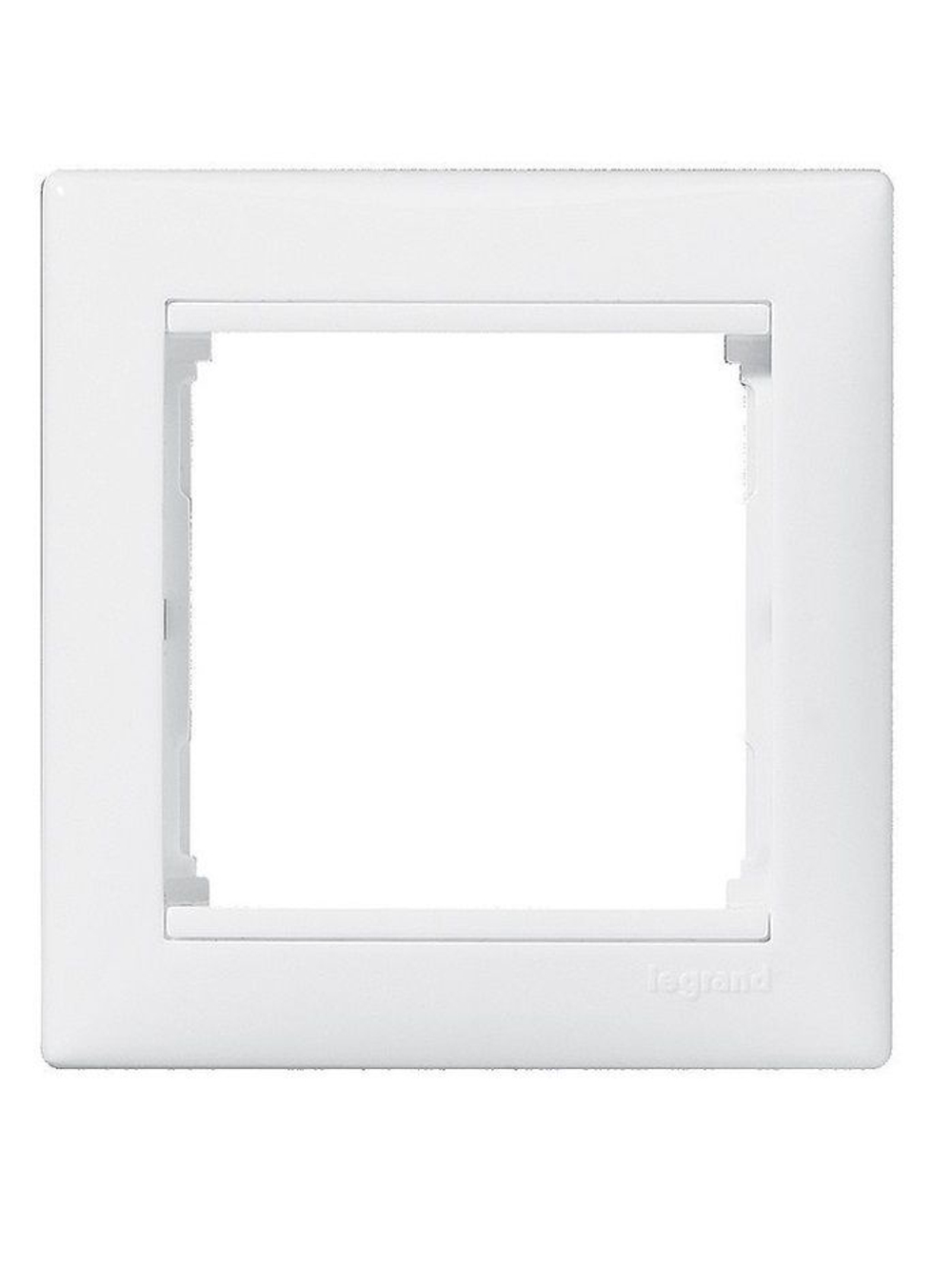 Legrand розетка 4231 INT с рамкой 1 белая