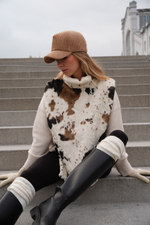 Меховая манишка трехцветная