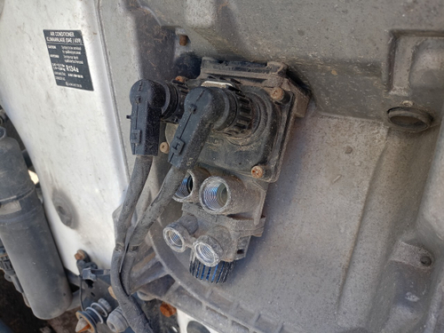 Кран тормозной главный