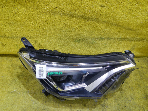 Фара правая Toyota RAV4 4 CA40 (2015-2019) LED