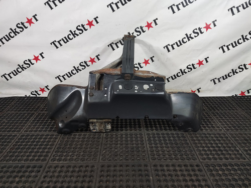 Подкрылок передний левый