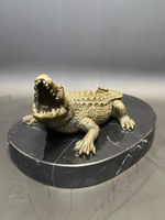 Бронзовая скульптура «Крокодил»