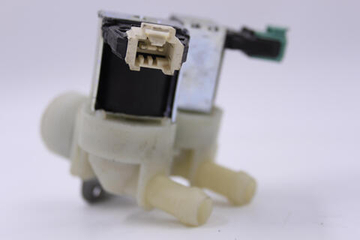 Электромагнитный заливной клапан стиральной машины Whirlpool 33490105