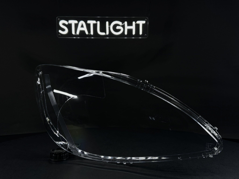 Правое стекло Mercedes Vito W639 2003-2010