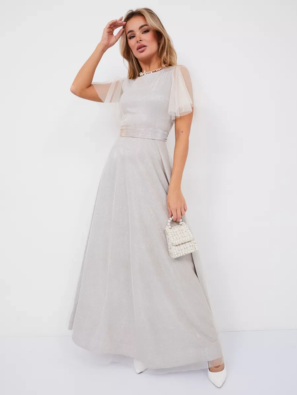 Платье вечернее блестящее