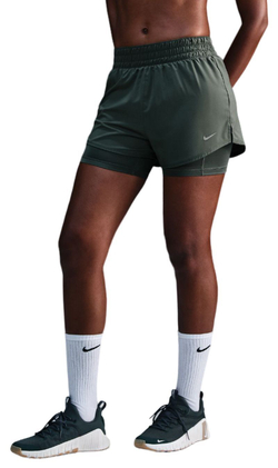 Женские Шорты теннисные Nike Dri-Fit One - зеленый