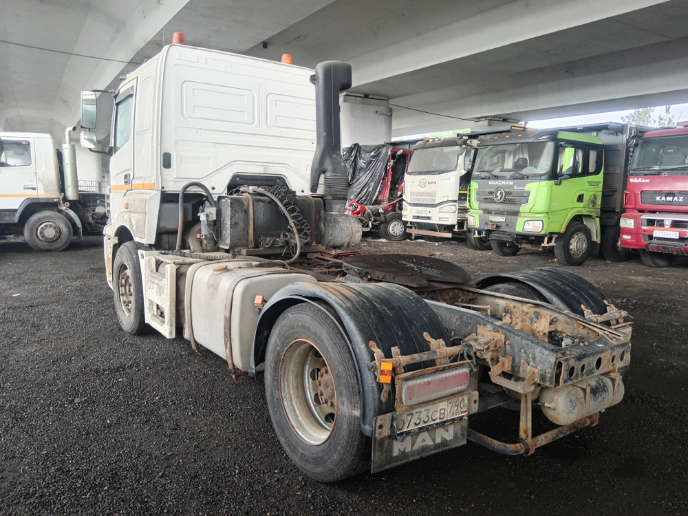 КамАЗ 5490 4x2 Седельный тягач 5490-S5 (Дизель/Газ, 12,0 л, 401 л.с., МТ)