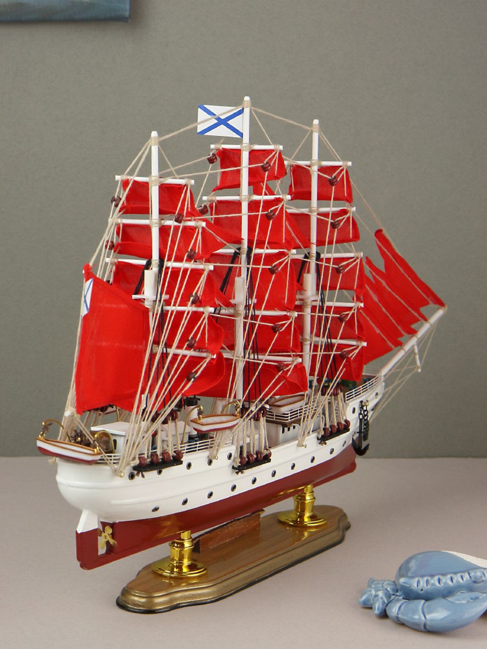 Meteor Lights Модель парусника Secret / Алые Паруса, 52 см