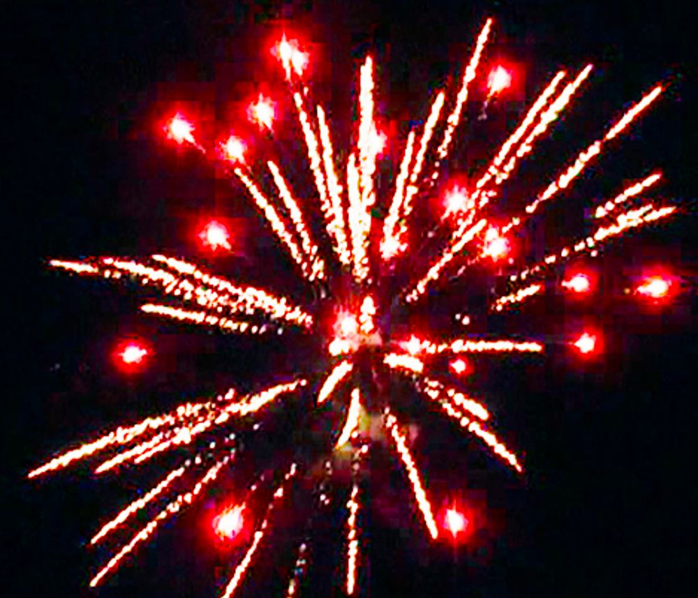 Батарея салютов "FREAKY LIGHTS"  0,6"/50 залпов