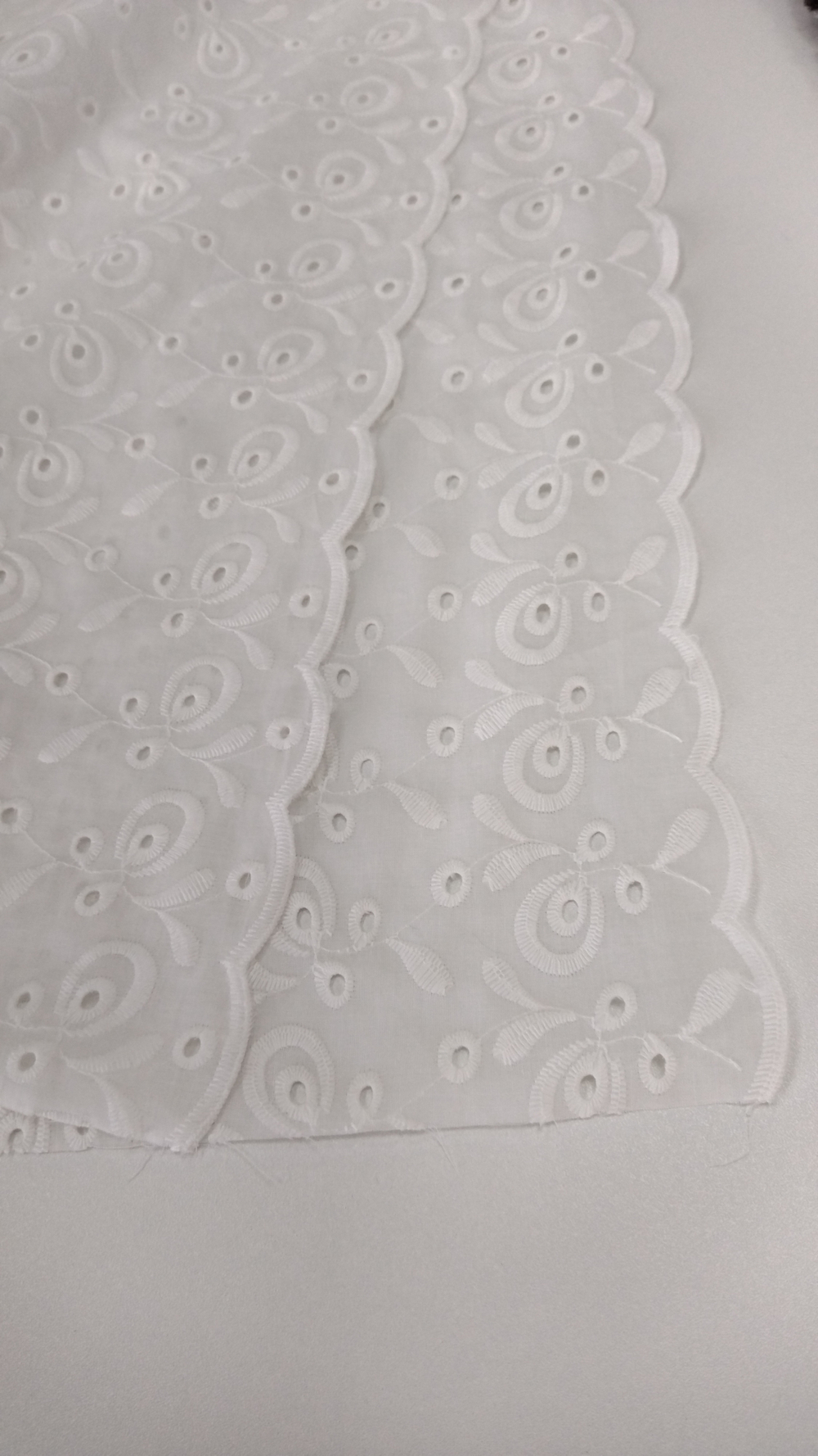 Шитье хлопковое с фестонами.