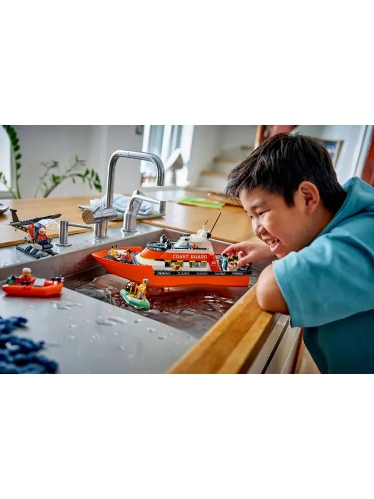 Конструктор City 60504 Спасательный катер и вертолёт