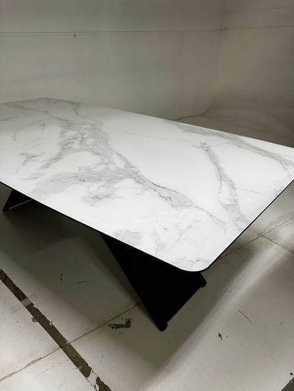 Стол МАРСЕЛЬ 220 Белый мрамор, стекло / Черный