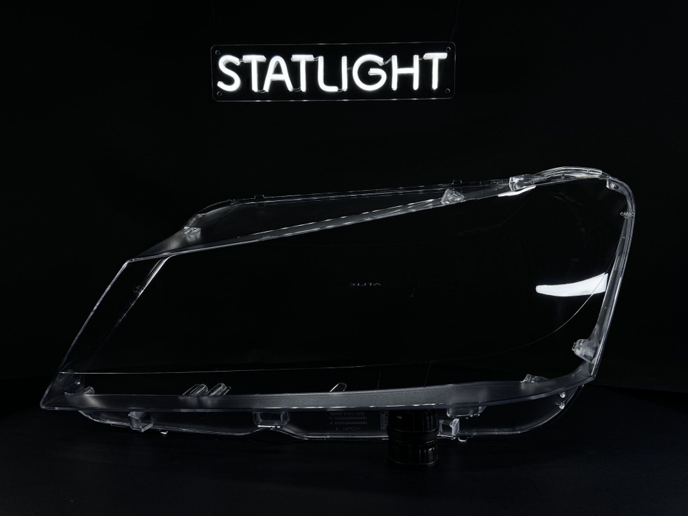 Левое стекло фары BMW X3 F25 2011-2014