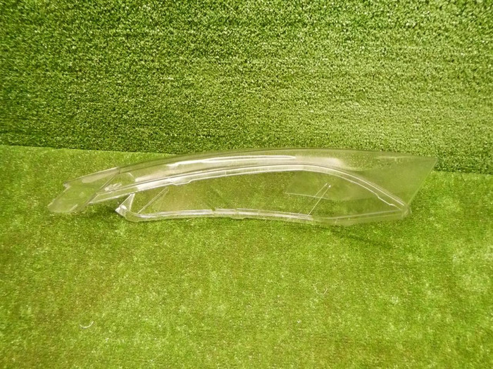 Стекло фары левое Audi Q3 1 8U (2011-2014)