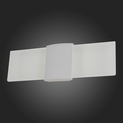SL103.501.01 Светильник уличный настенный ST-Luce Белый/Белый LED 1*6W 3000K