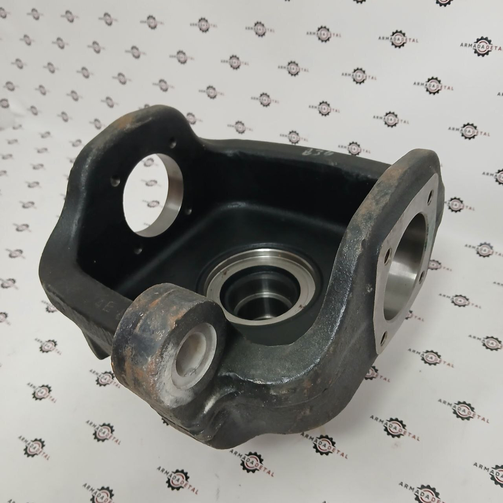 Поворотный кулак (цапфа, правый) | 448/42703, 448/20405, 448/42701 | JCB