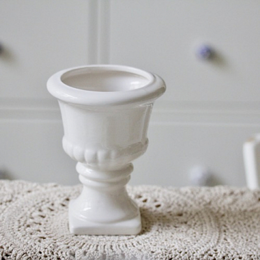 Кашпо "Антик" на ножке. Классическое. D10.5 x H13 см