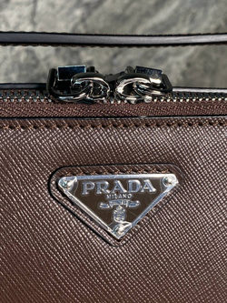 Сумка-мессенджер Prada