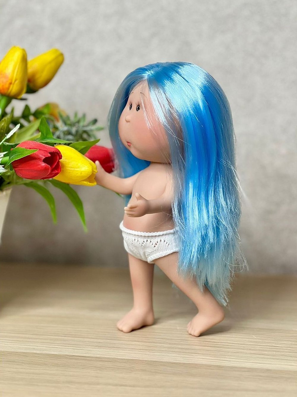 Кукла Nines виниловая 23см Little Mia без одежды (3199W21)