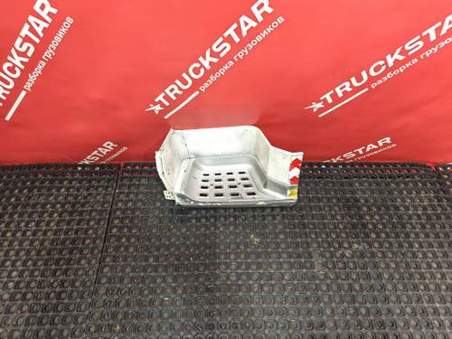 Корпус подножки левый 2020г.