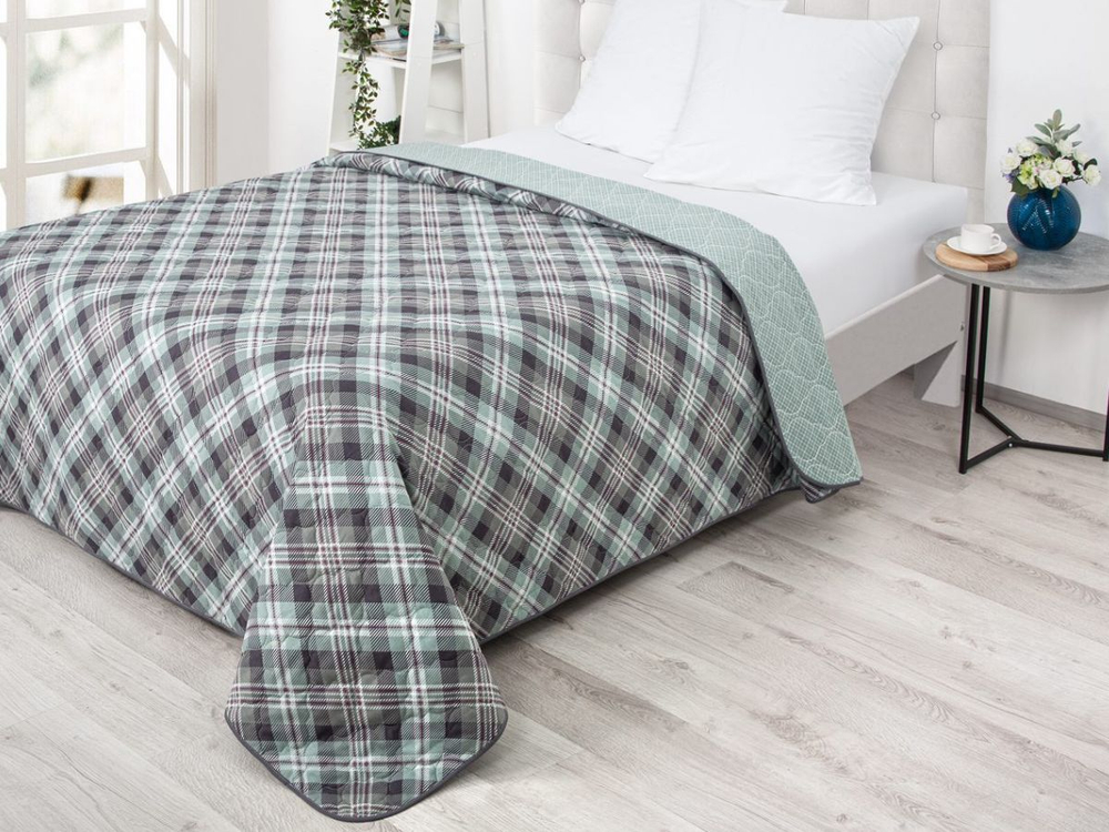 Покрывало на кровать, стеганое, поплин с размерами 180х215