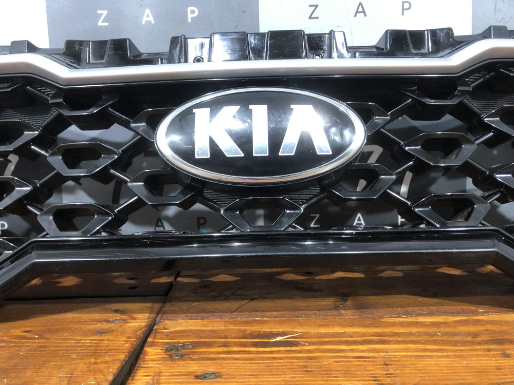 Решётка радиатора KIA Sorento 4 2020+ бу Оригинал 86350P2100