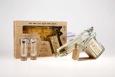 Ихос Де Вилла. Текила Репосадо в подарочной упаковке. 0,2 Л