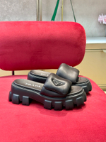 Prada Slides