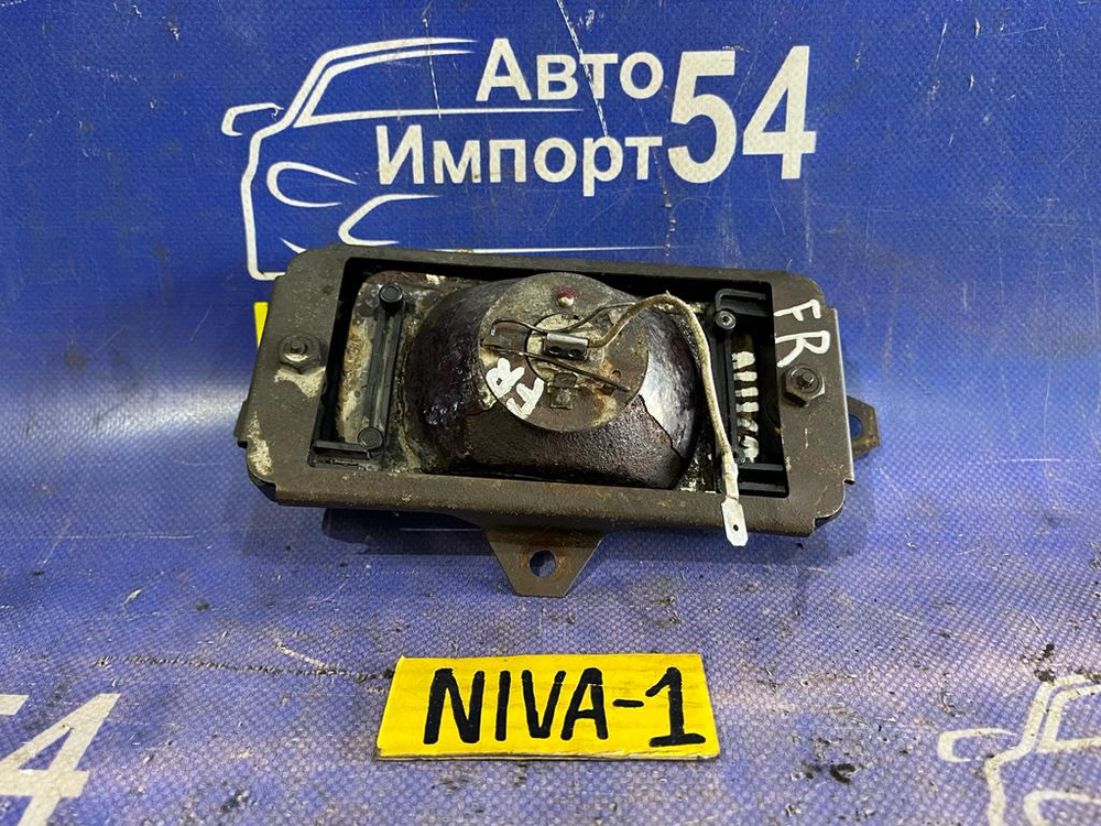 Туманка правая CHEVROLET NIVA 2004