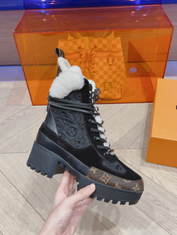 Louis Vuitton Laureate Desert Boot
