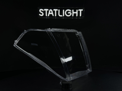 Правое стекло фары Nissan Navara Pathfinder R51 2004-2010