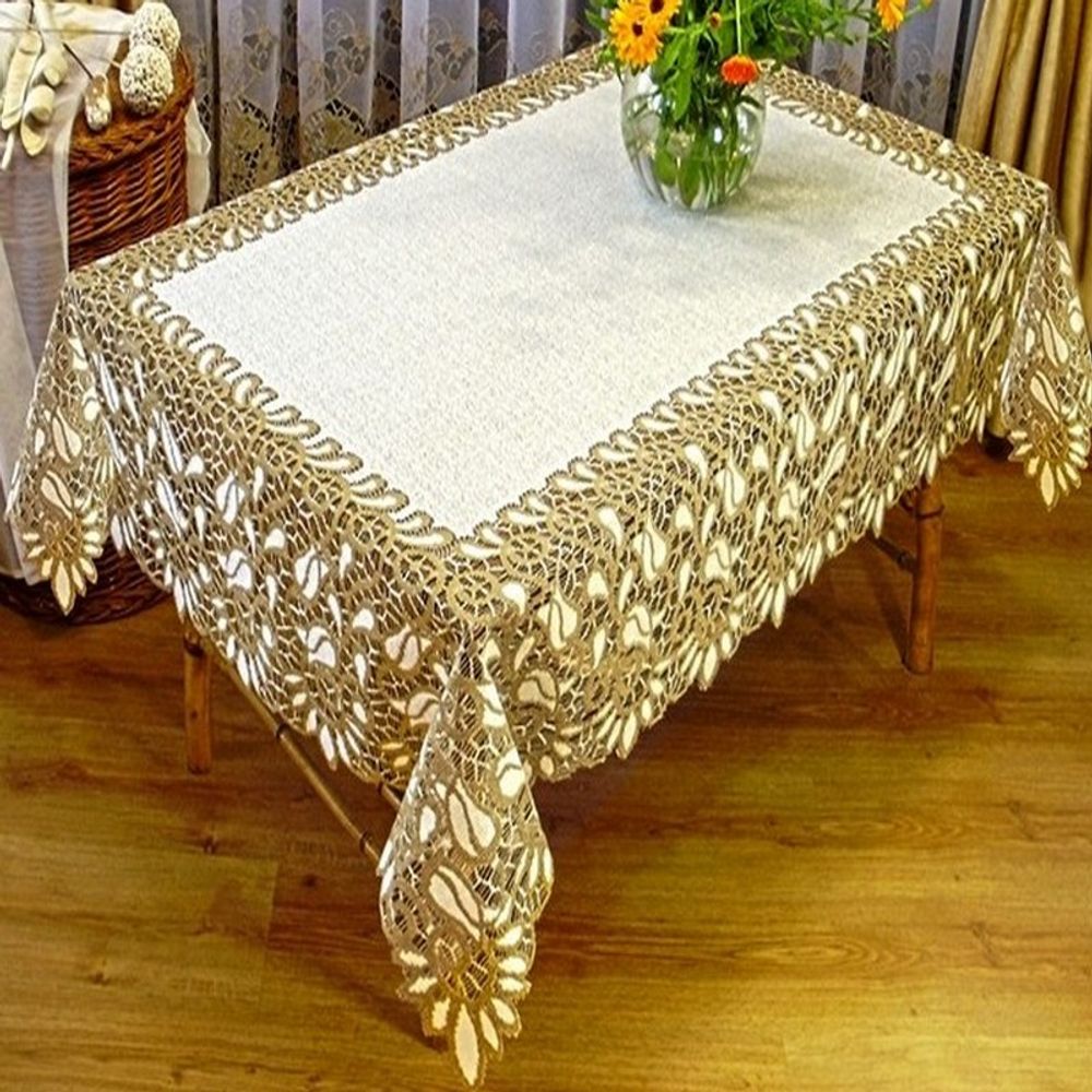 Скатерть жаккардовая прямоугольная, цвет ванильно-оливковый, Польша.