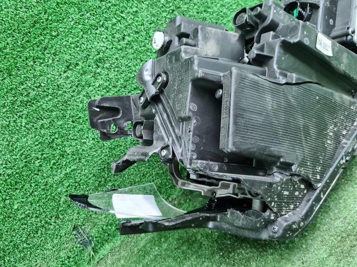 Битая Фара левая Changan Uni-K (2020-н.в.) LED