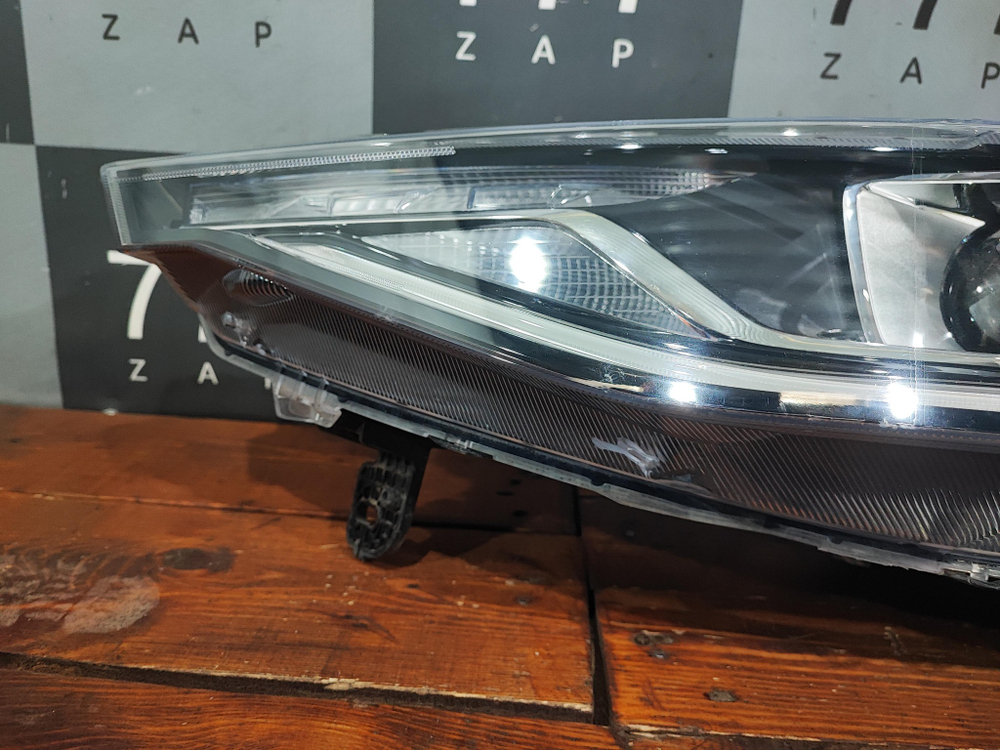 Фара левая галоген Haval F7 1 19-24 Б/У Оригинал 4121100XKQ00A