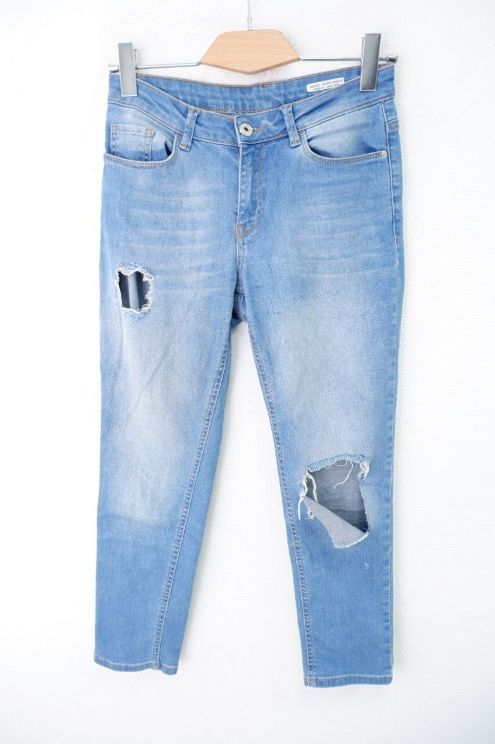 Джинсы DeFacto с рваным эффектом 42 размер