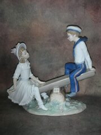 Статуэтка. Фарфор. Качели. Lladro. Испания