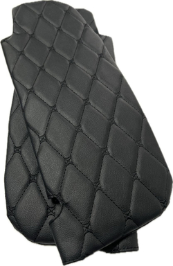 Чехлы на козырьки ЛАДА Гранта, Калина 1-2, Датсун (чёрная нить Бабочка)